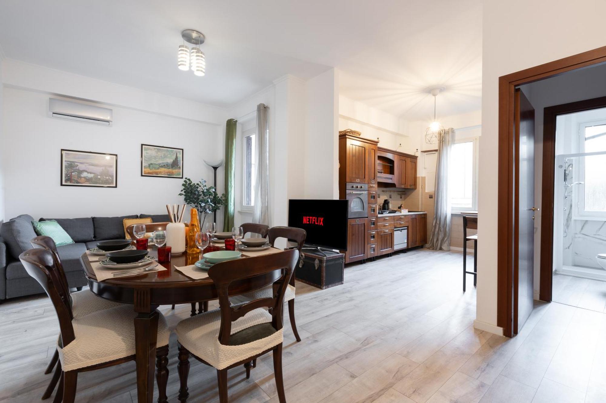 8 Min To Center - 400mt To Metroa, 4-6 Pax, 2 Bathrooms * Roma