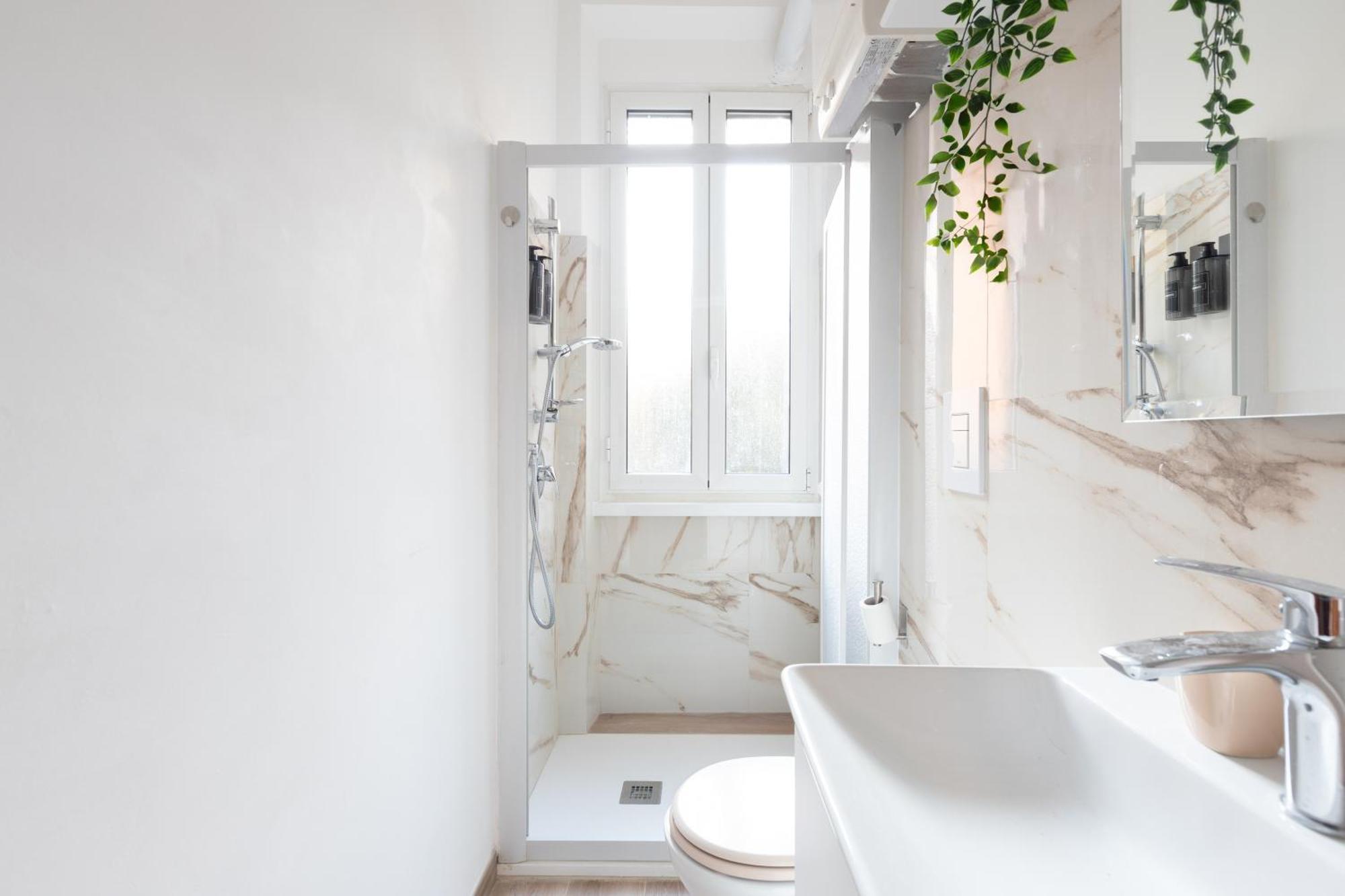 Apartamento 8 Min To Center - 400mt To Metroa, 4-6 Pax, 2 Bathrooms